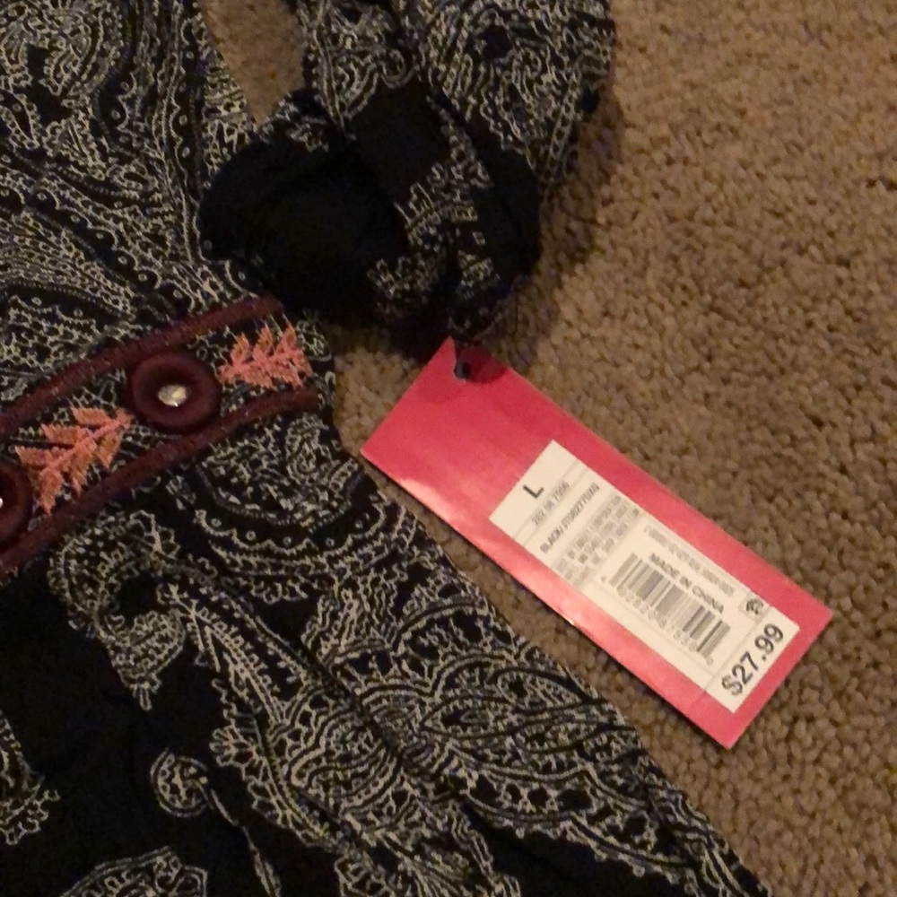 Patterned Spring Dress! - Picture 2 of 4